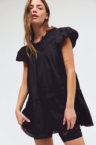 black mermaid dress lace Trendy Plus Size Black Off-the-Shoulder Fit Flare Ruffles Mermaid Even main image 1