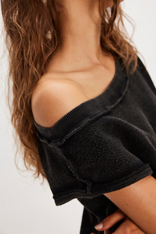 Selena Pullover