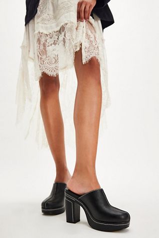 Krissy Platform Mules