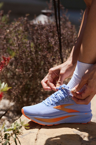 Baskets Brooks Ghost 17