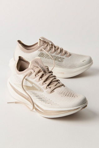 Brooks Hyperion 3 Sneakers