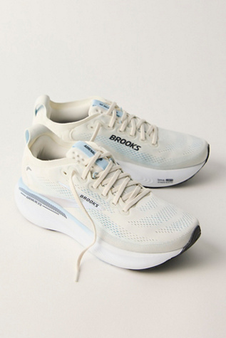 Brooks Adrenaline GTS 25 Sneakers