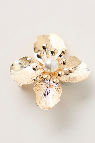 Ficcare Flower And Pearl Hair Clip2