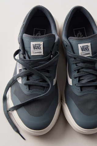 Vans UltraRange 2.0 Sneakers