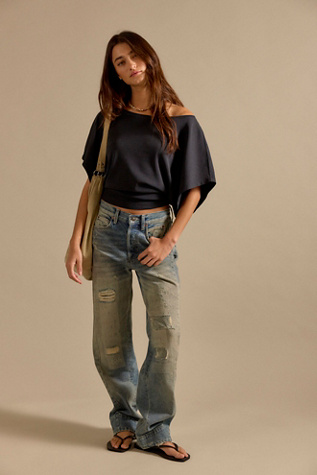 We The Free Stick Around Mid-Rise Straight Curve Jeans at Free People in Light Wash, Size: 31 S