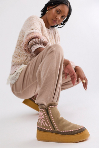 Setsu Platform Floral Stitched Boots