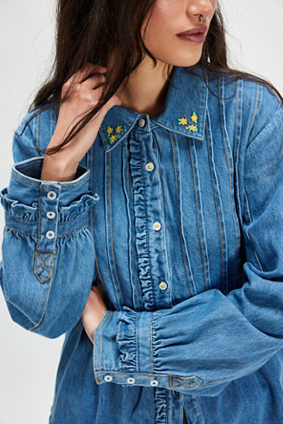 Robin Pintuck Denim Shirt by Free People in Blue, Size: S