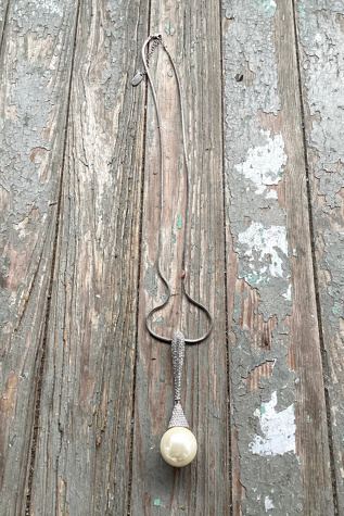 Vintage 1980s Bejeweled Faux Pearl Pendant Necklace Selected by Cherry