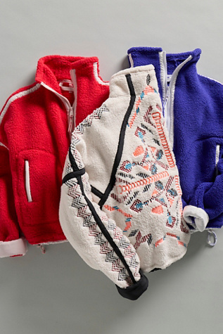 Mountain High Embroidered Half Zip Fleece