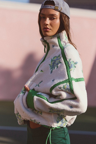 Mountain High Embroidered Half Zip Fleece