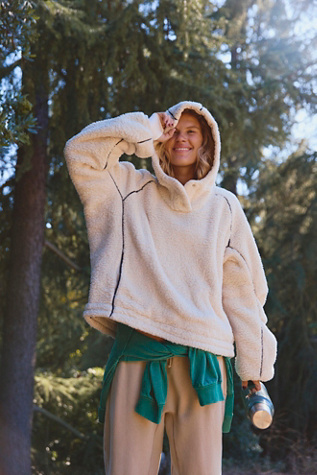 Free Flow Fleece
