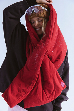 Petra Puffer Pocket Scarf