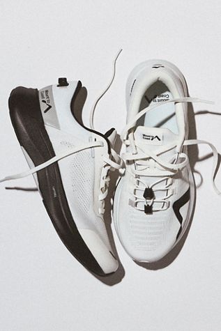 Mount To Coast S1 Trainers