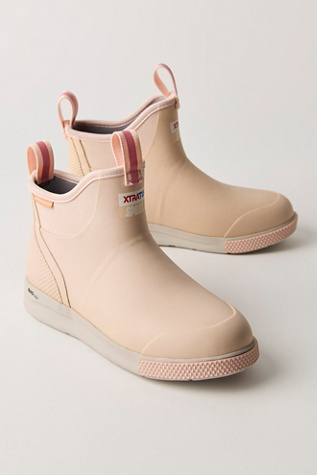 Женские ботинки XTRATUF Ankle Deck, цвет: Пудровый персиковый — фото 2
