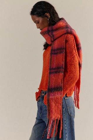 (取寄) フリーピープル コーストライン ケーブル ニット スカーフ Free People Coastline Cable Knit Scarf  Dark Red Coastline Cable Knit Scarf | Free People