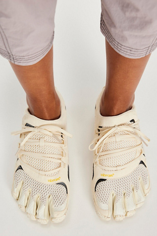 Roadaround 2 Fivefingers