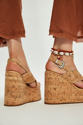 Jenni Wedges