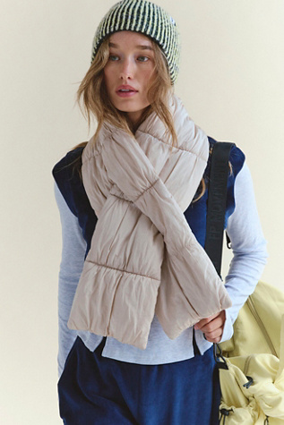 Pixie Packable Puffer Scarf