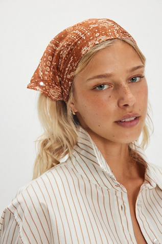 Foulard Pour Cheveux Run To The Sun par Free People en Earthy, pour femme