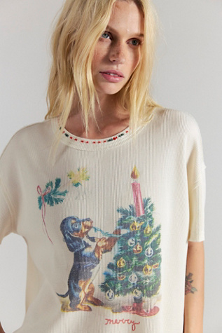 We The Free Merry Meowy Tee