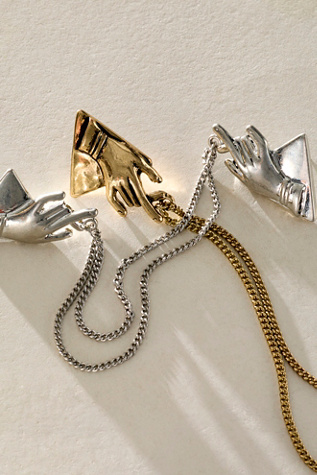 Helping Hands Pin Set