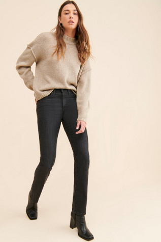 Levi's 724 High Rise Straight Jeans