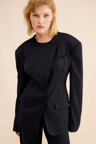 Saemdi Pin Stripe Blazer