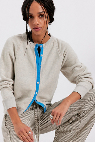 Junior Solid Sweatshirt Cardi by Free People in Grey, Size: S