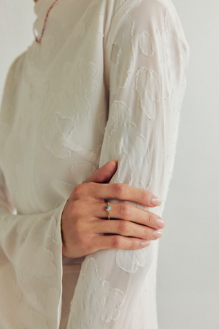 Petite Baleine Wink Ring Opal & Diamond