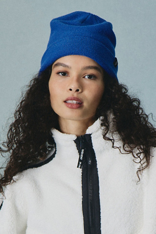 Early Riser Reflective Beanie