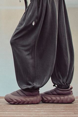 Crocs Overpuff Shorty Slip-Ons product page