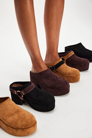 Amalia Harness Clogs by Free People in Tan, Size: US 8