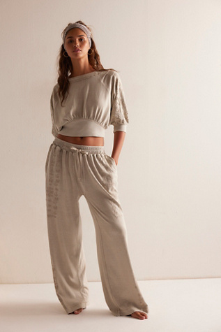 フリーピープル Free People Make It Happen Brami レディース シャツ トップス Falling Petals Comb New Arrivals: Women's Clothing | Free People