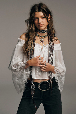 Ariana Ost Think Im Dreaming Necklace