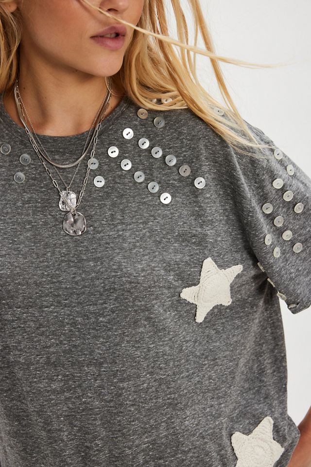 T-shirt Tricia Fix avec boutons en forme d'étoile #2