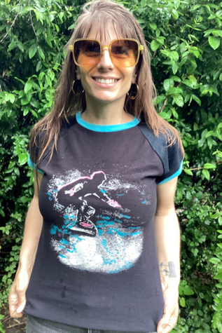 Vintage Sporty Surfing Tee Selected by Cherry