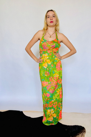 vintage halter maxi dresses Elegant White Vintage-inspired Halter Maxi Dress