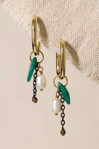 Marly Moretti Freshwater Pearl Hoops at Free People in Gold