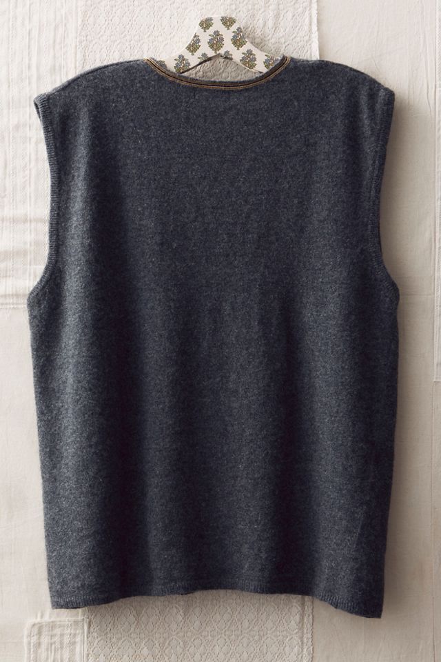 FP MART: Vintage: The Originals Collegiate Sweater Vest #1