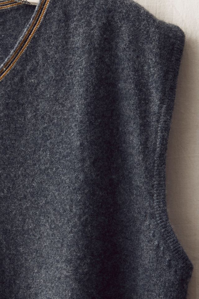 FP MART: Vintage: The Originals Collegiate Sweater Vest #2