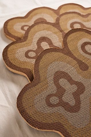 Bloom Cat Scratcher