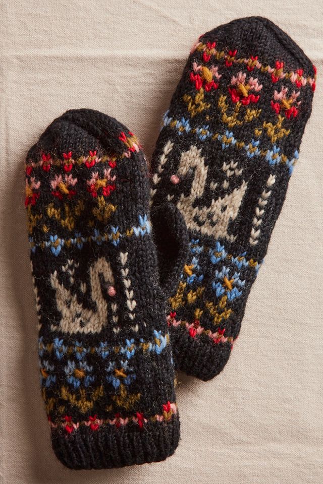 Swan Mittens #1