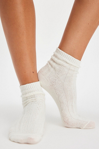 Essential Socks product page