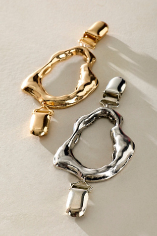Gather Round Cinch Pin by Free People in Gold
