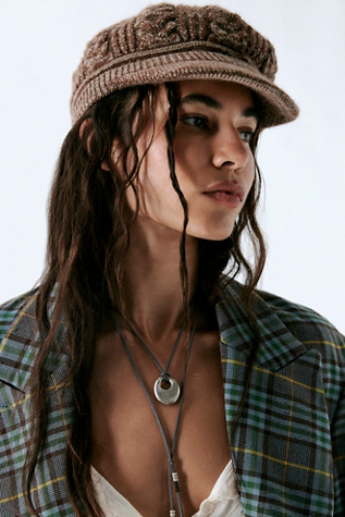 Abott Layer Necklace by Free People in Grey
