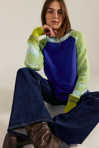 We The Free Nouvelle Pattern Pullover