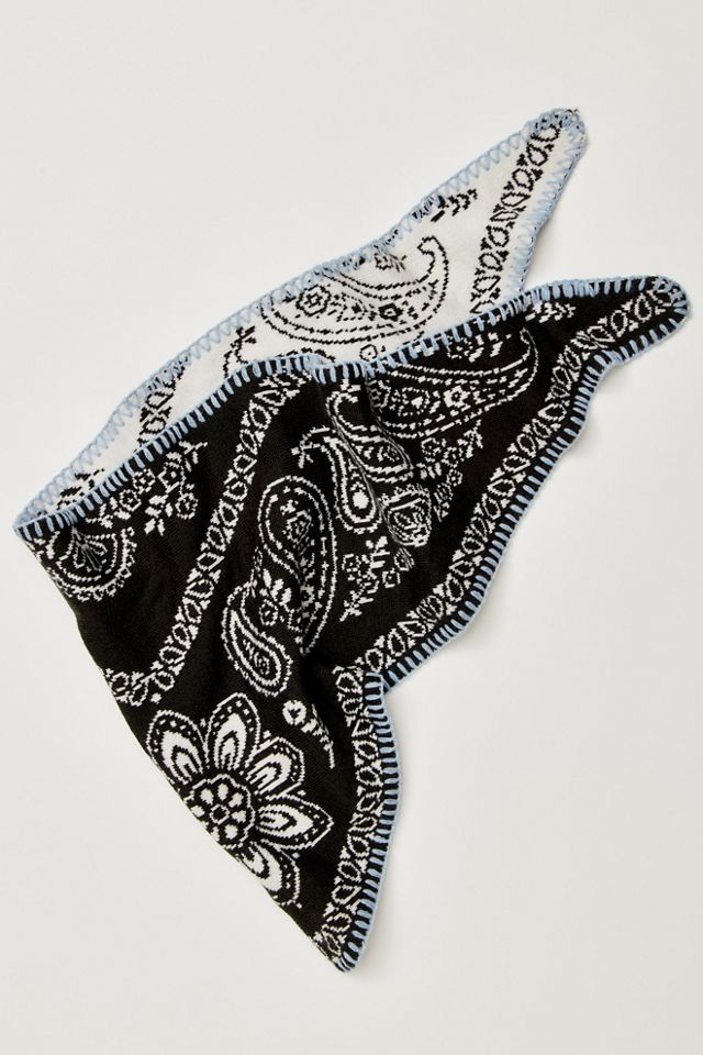 Carmen Knitted Triangle Bandana