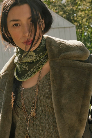 Carmen Knitted Triangle Bandana