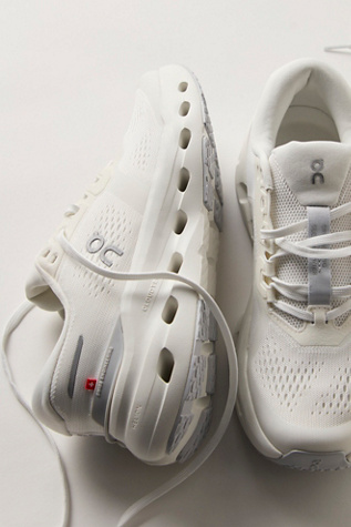 On Cloudrunner 3 Sneakers