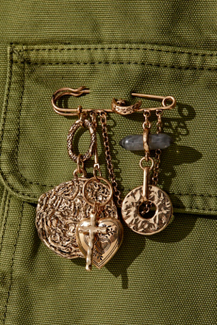 Épinglette Carry On